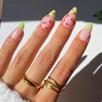 unghie ciliegie french verde